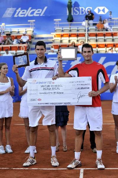 Felicitari Raluca, Horia si Victor!